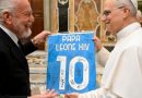 <span style='color:#FFF;font-size:12px;text-transform: uppercase;background-color:#289dcc;'> EL PAPA DESTACÓ EL VALOR SOCIAL </span> </br> El Papa León XIV a los jugadores del Nápoles: “La victoria es fruto del trabajo en equipo”