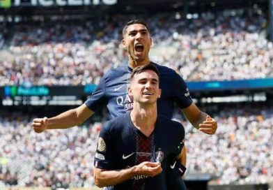 <span style='color:#FFF;font-size:12px;text-transform: uppercase;background-color:#289dcc;'> PSG 4-0 PSG </span> </br> PSG aplastó al Real Madrid y jugará la final del Mundial ante el Chelsea